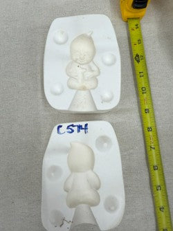 C574 - Small Ghost