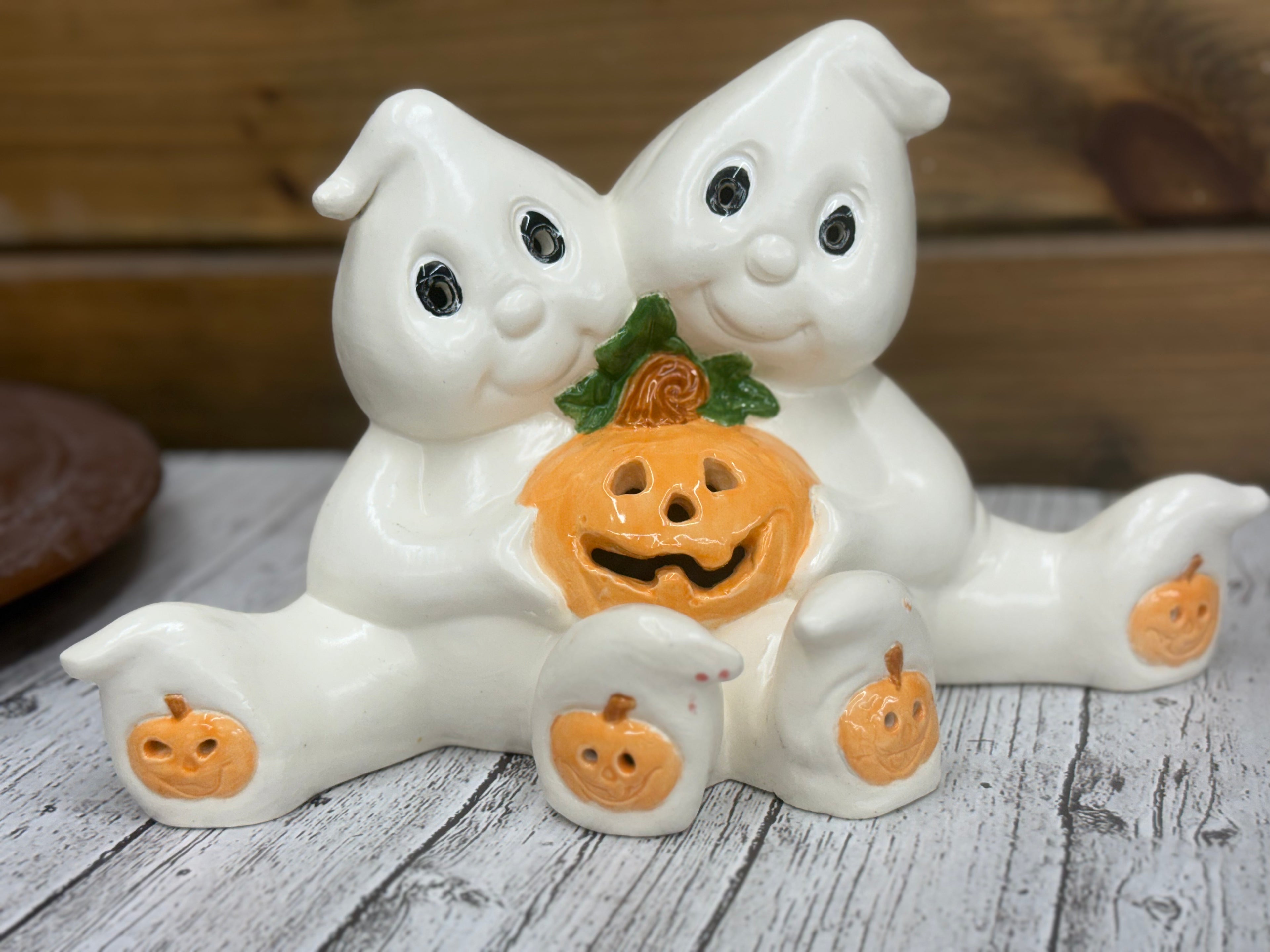 Ghost cuddler blinki