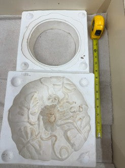 Unmarked  - large pumpkin lid
